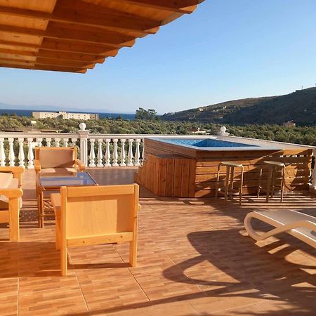 Irini'S Guesthouse Qeparo Dış mekan fotoğraf