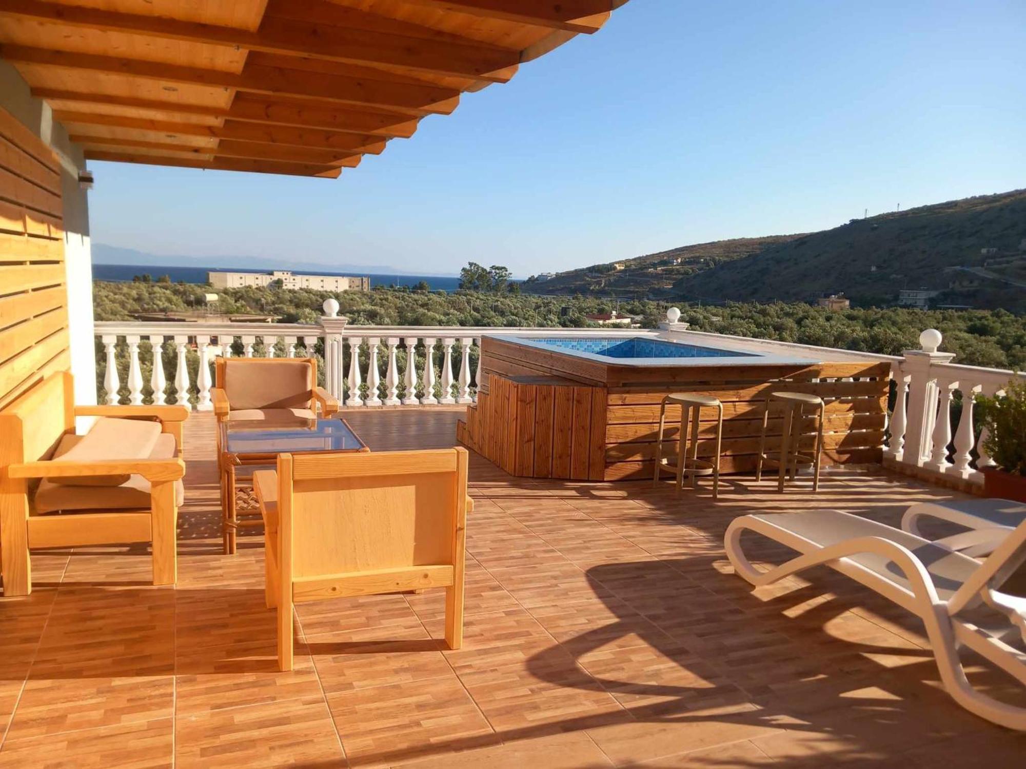 Irini'S Guesthouse Qeparo Dış mekan fotoğraf