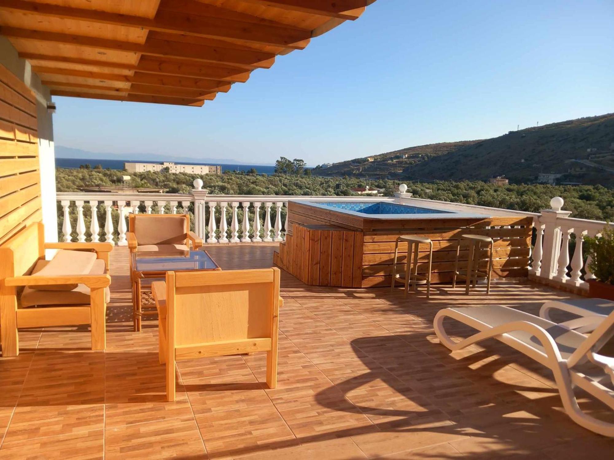 Irini'S Guesthouse Qeparo Dış mekan fotoğraf