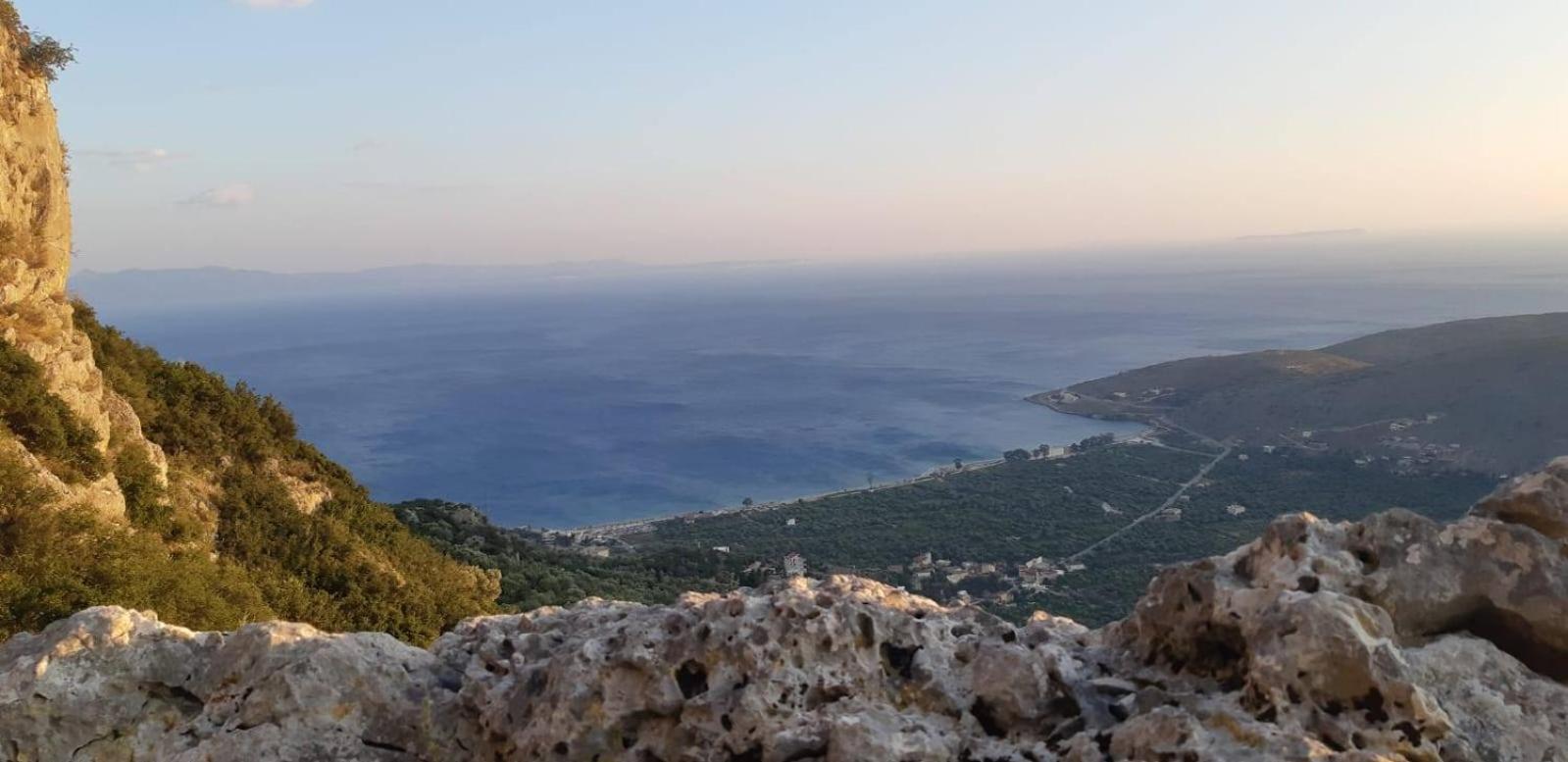 Irini'S Guesthouse Qeparo Dış mekan fotoğraf